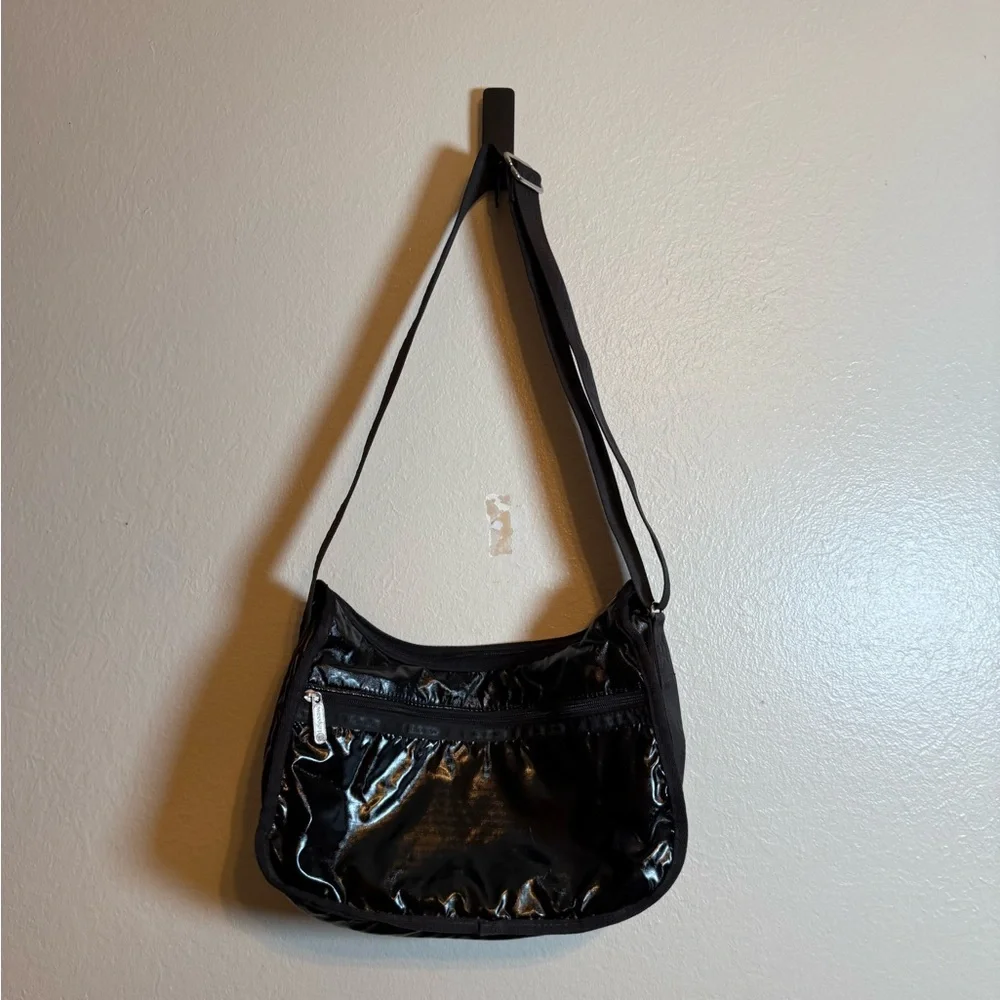 LeSportsac Classic Hobo bag in a black shiny finish‎